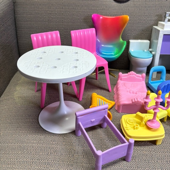 Doll Colorful Kids Barbie Rainbow High Toy Furniture Accessories Set Lot - Picture 3 of 4